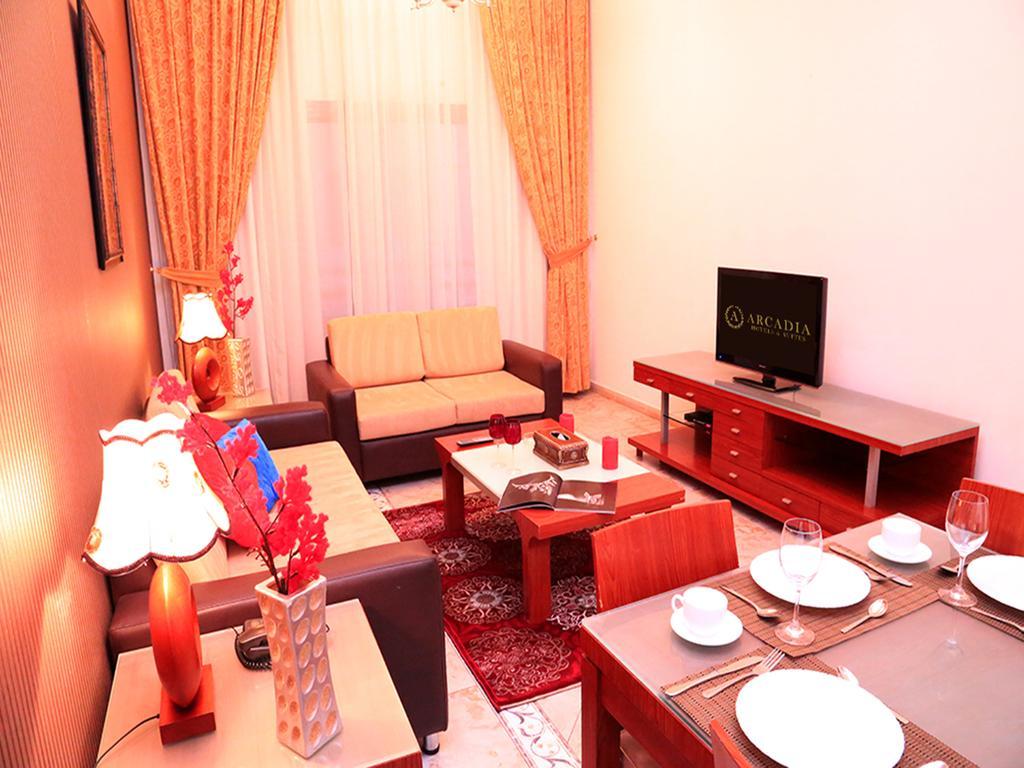 Arcadia Hotel Suites ชาร์จาห์ ห้อง รูปภาพ