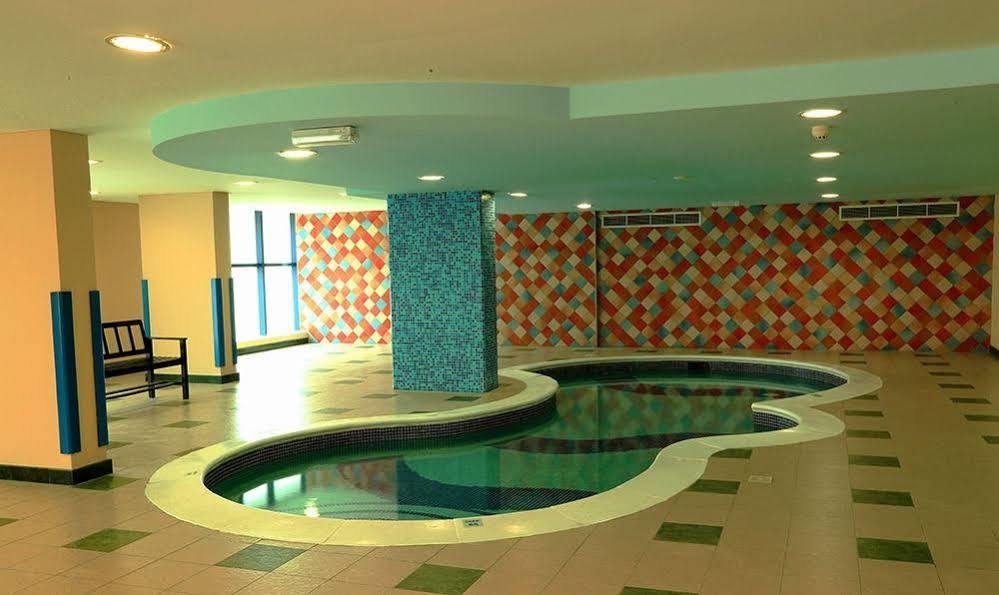 Arcadia Hotel Suites ชาร์จาห์ ภายนอก รูปภาพ